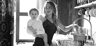 jemima-26-thumb par the glow